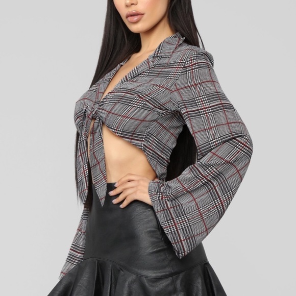 Plaid crop top w/bell bottom sleeves - Picture 2 of 2